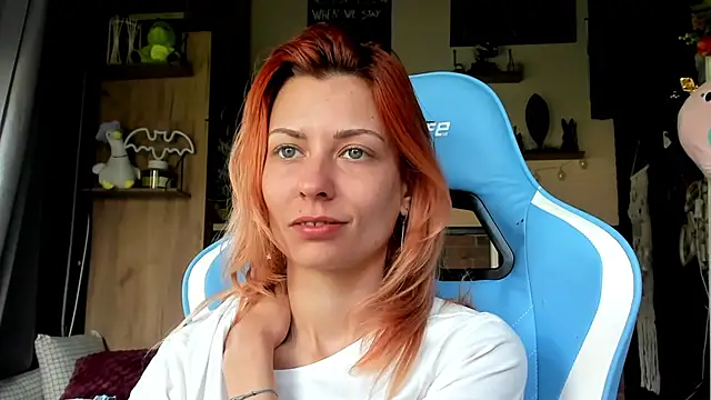 karo123421 online show from 05/02/26, 05:45