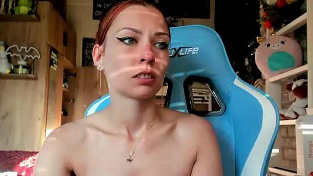 karo123421 online show from 05/04/26, 04:14
