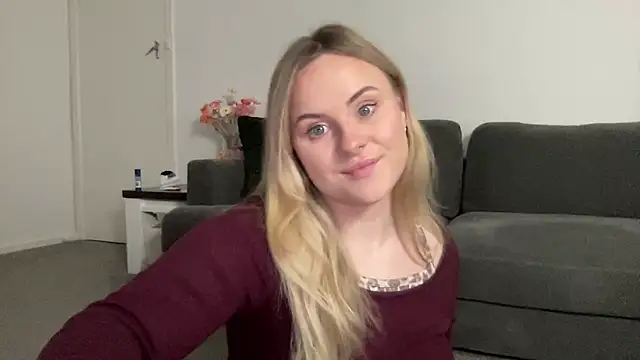 bigboobybabyxh online show from 06/04/26, 07:03