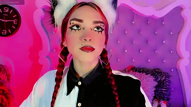 LeyXandrabraz online show from 06/02/26, 08:11