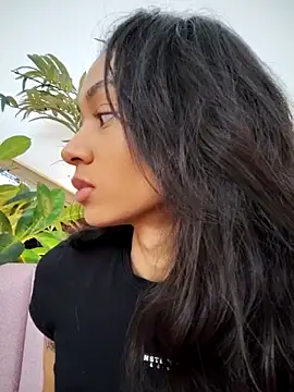 Leaberry online show from 11/02/25, 05:37