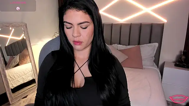 Veronicalanx1 online show from 06/17/26, 11:01