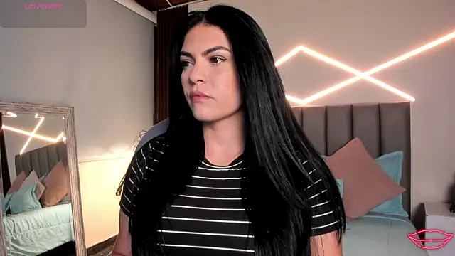 Veronicalanx1 online show from 06/23/26, 04:21