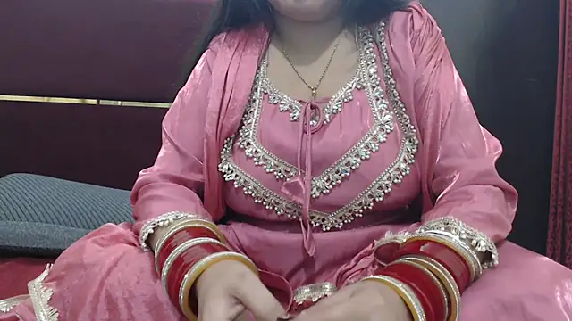 Snapshot of HOT_CHILLY chatting on 04/09/26, 06:52 HOT CHILLY online show from 04/09/26, 06:52