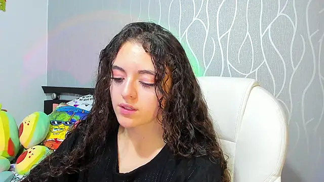Snapshot of AshleyKim_ chatting on 03/17/25, 11:43 AshleyKim online show from 03/17/25, 11:43