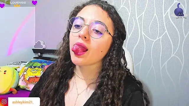 Snapshot of AshleyKim_ chatting on 01/16/26, 12:58 AshleyKim online show from 01/16/26, 12:58