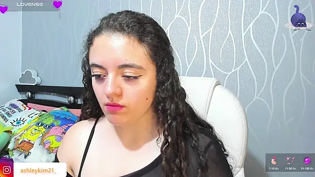 Snapshot of AshleyKim_ chatting on 01/18/26, 12:03 AshleyKim online show from 01/18/26, 12:03