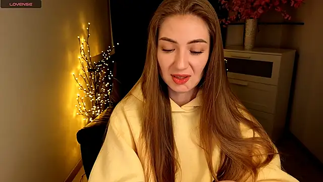 Adelyna Bird online show from 05/31/26, 07:15