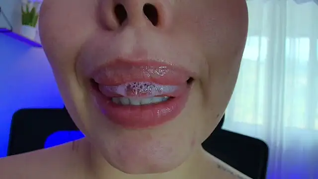 lisbet21x online show from 01/29/25, 07:22