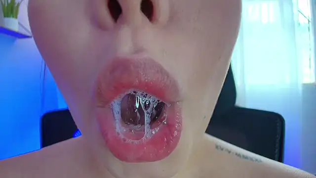 lisbet21x online show from 02/14/25, 07:12