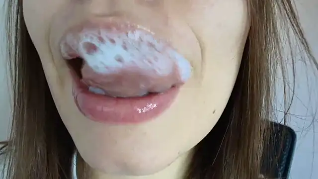 lisbet21x online show from 09/30/25, 10:15