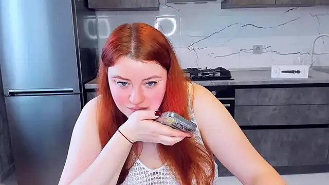 PolinaSalvatore online show from 02/05/25, 01:22