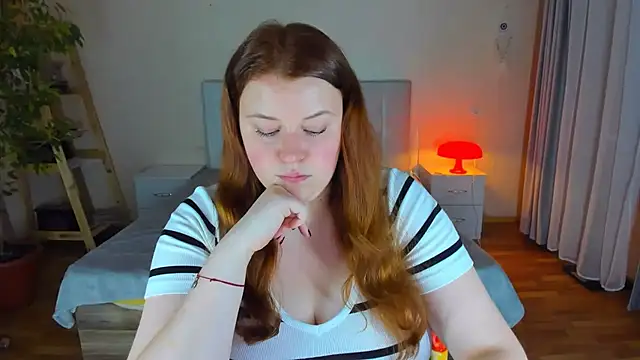 PolinaSalvatore online show from 09/10/25, 09:04