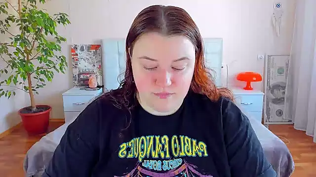 PolinaSalvatore online show from 06/24/26, 01:54