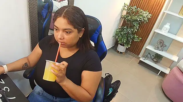 Kenya--Buhle online show from 10/02/25, 11:06