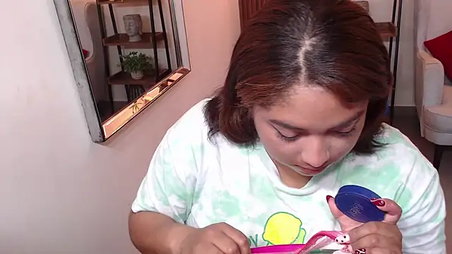 Kenya--Buhle online show from 12/18/25, 06:03