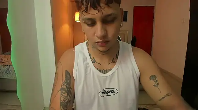 Snapshot of Jake_simons chatting on 01/13/25, 03:12 Jake simons online show from 01/13/25, 03:12