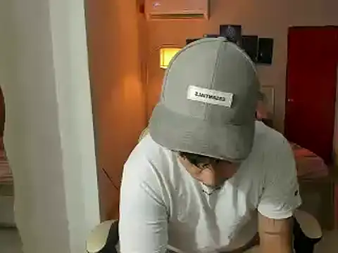 Snapshot of Jake_simons chatting on 03/09/25, 02:07 Jake simons online show from 03/09/25, 02:07