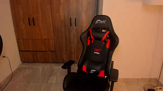 Snapshot of Jake_simons chatting on 09/10/25, 02:33 Jake simons online show from 09/10/25, 02:33