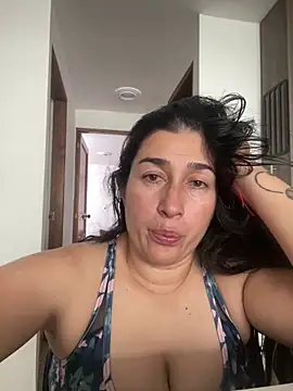 andreaisis2 online show from 12/17/24, 07:26