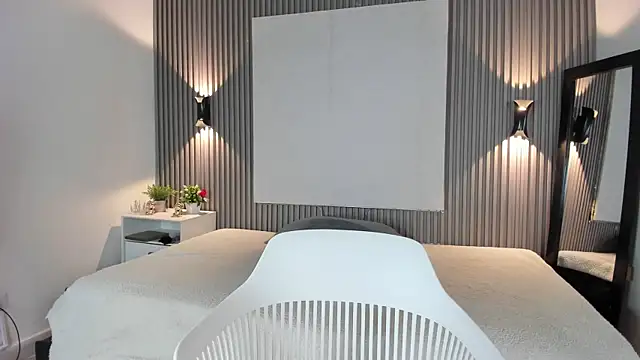 Zafiiraa online show from 06/20/26, 03:42