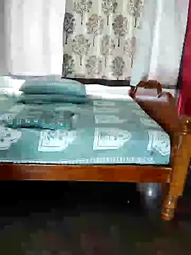 Snapshot of Indian_desi_wife chatting on 12/25/24, 02:25 Indian desi wife online show from 12/25/24, 02:25