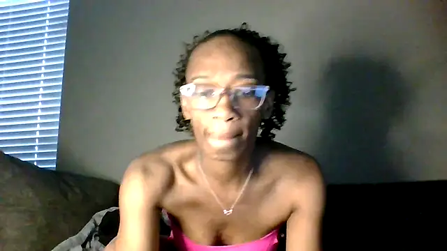 Snapshot of sweetsexiecool7 chatting on 01/11/26, 10:26 sweetsexiecool7 online show from 01/11/26, 10:26