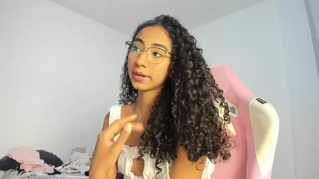Snapshot of khaliope chatting on 07/21/26, 01:57 khaliope online show from 07/21/26, 01:57