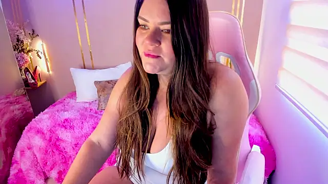 lena paulxo online show from 06/19/26, 05:39