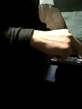 Wero4200 online show from 12/15/25, 09:13