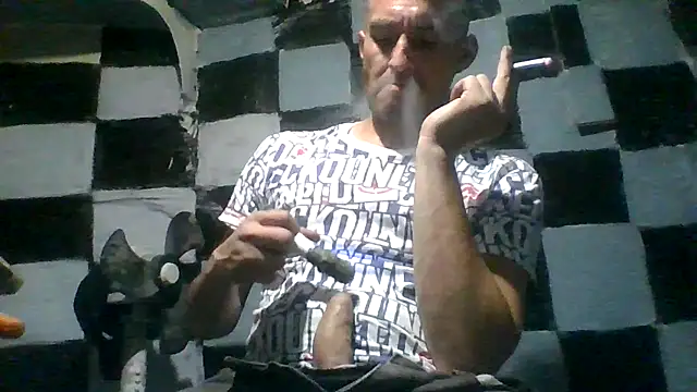 Wero4200 online show from 06/25/26, 05:34