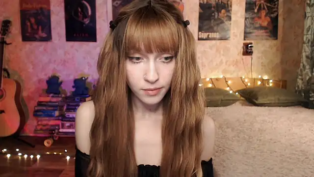 Friendly Ellie online show from 12/18/24, 01:12