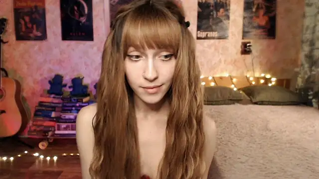 Friendly Ellie online show from 12/27/24, 03:20