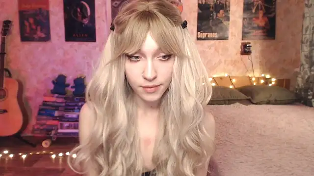 Friendly Ellie online show from 01/10/25, 12:27