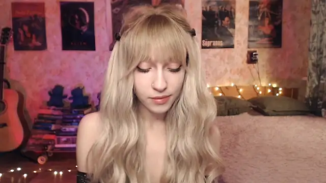 Friendly Ellie online show from 01/20/25, 11:10