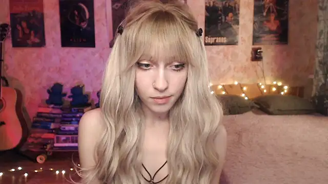 Friendly Ellie online show from 01/23/25, 12:09