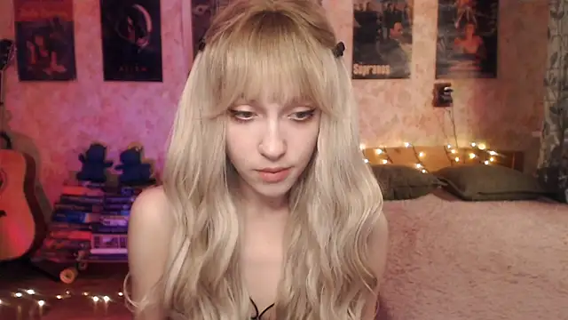 Friendly Ellie online show from 01/23/25, 11:05