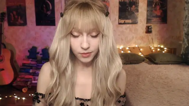 Friendly Ellie online show from 01/26/25, 12:16