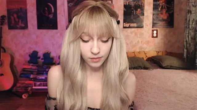 Friendly Ellie online show from 02/03/25, 11:15