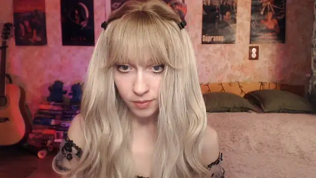 Friendly Ellie online show from 03/22/25, 01:19