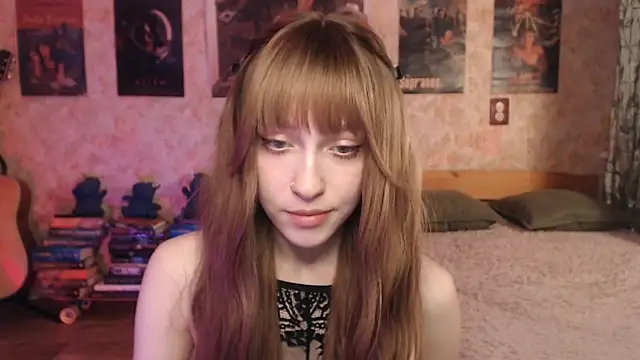 Friendly Ellie online show from 04/05/26, 11:24