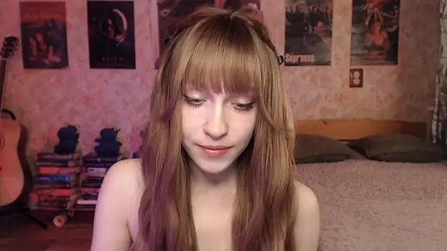 Friendly Ellie online show from 04/12/26, 12:26