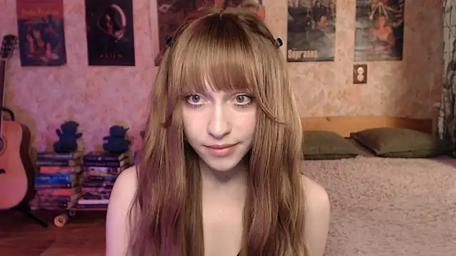 Friendly Ellie online show from 05/09/26, 12:27
