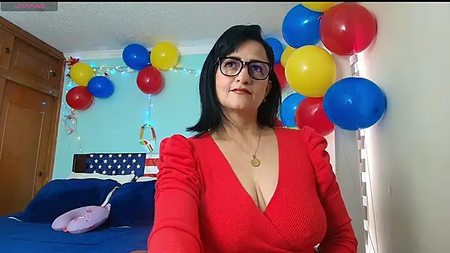 ISABEEL SOFIA01 online show from 06/19/26, 04:22