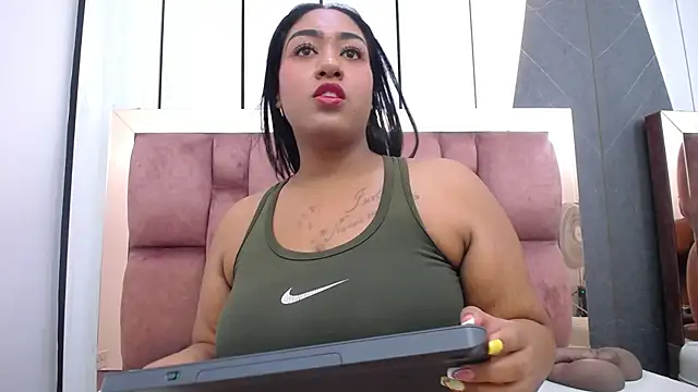 arianna pearl online show from 06/20/26, 01:25