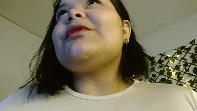 Snapshot of sexychubby___ chatting on 03/11/25, 05:49 sexychubby    online show from 03/11/25, 05:49