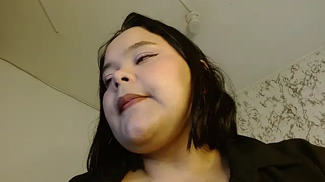 Snapshot of sexychubby___ chatting on 11/09/25, 03:05 sexychubby online show from 11/09/25, 03:05