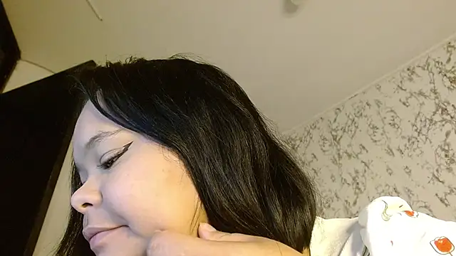 Snapshot of sexychubby___ chatting on 11/21/25, 07:01 sexychubby online show from 11/21/25, 07:01