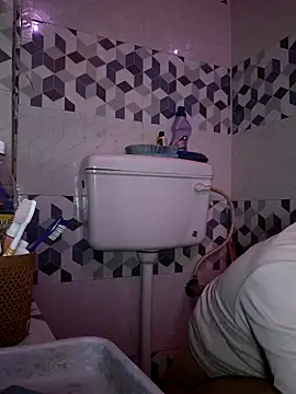 Snapshot of Adityagj123 chatting on 10/09/25, 01:09 Adityagj123 online show from 10/09/25, 01:09