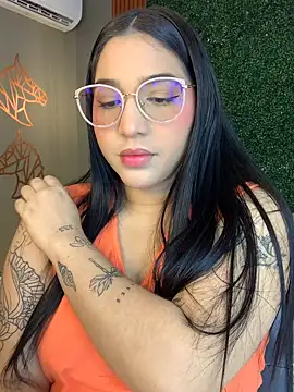 Snapshot of Amandanauty chatting on 12/11/24, 08:50 Amandanauty online show from 12/11/24, 08:50